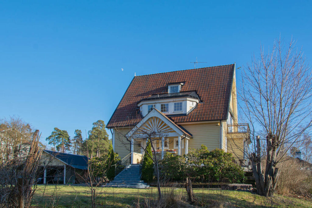 22. Renovering av villatak Kungsbacka Inlag